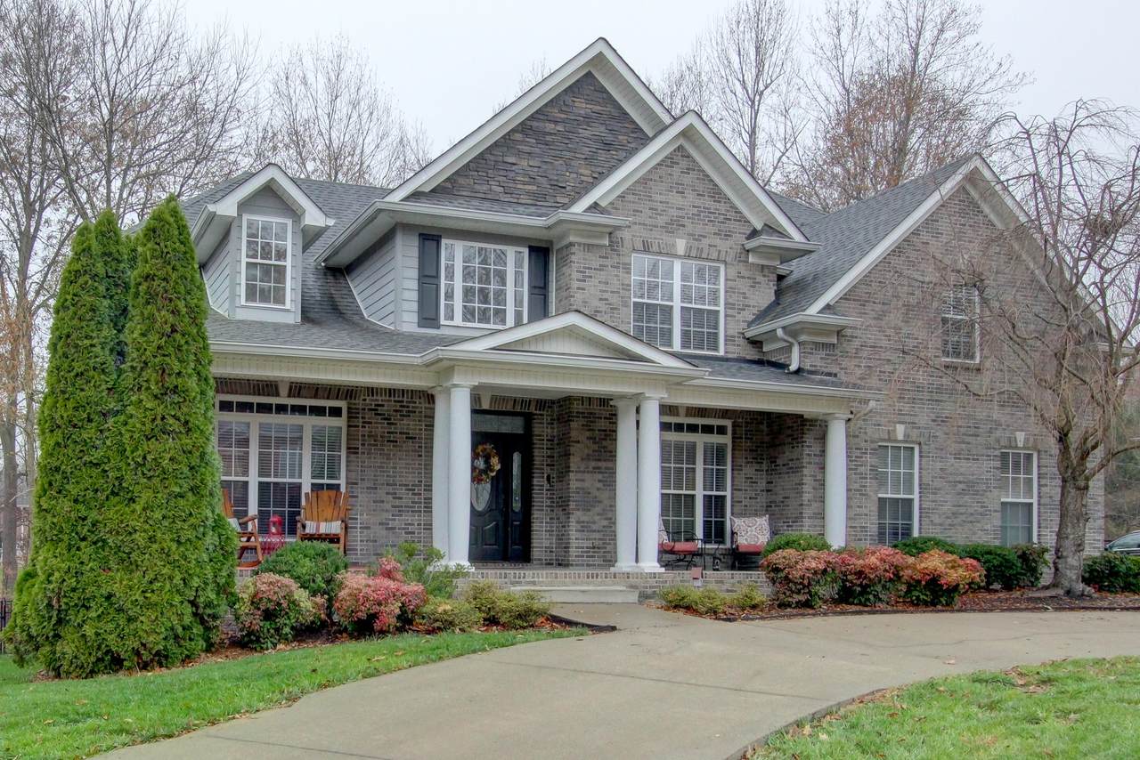2027 Mossy Oak Cir - Photo 1