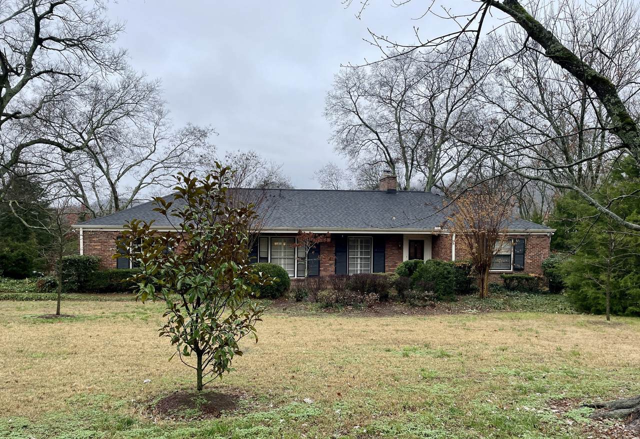 2401 Hemingway Dr - Photo 1