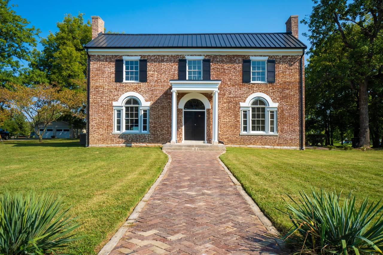 814 Hartsville Pike - Photo 1