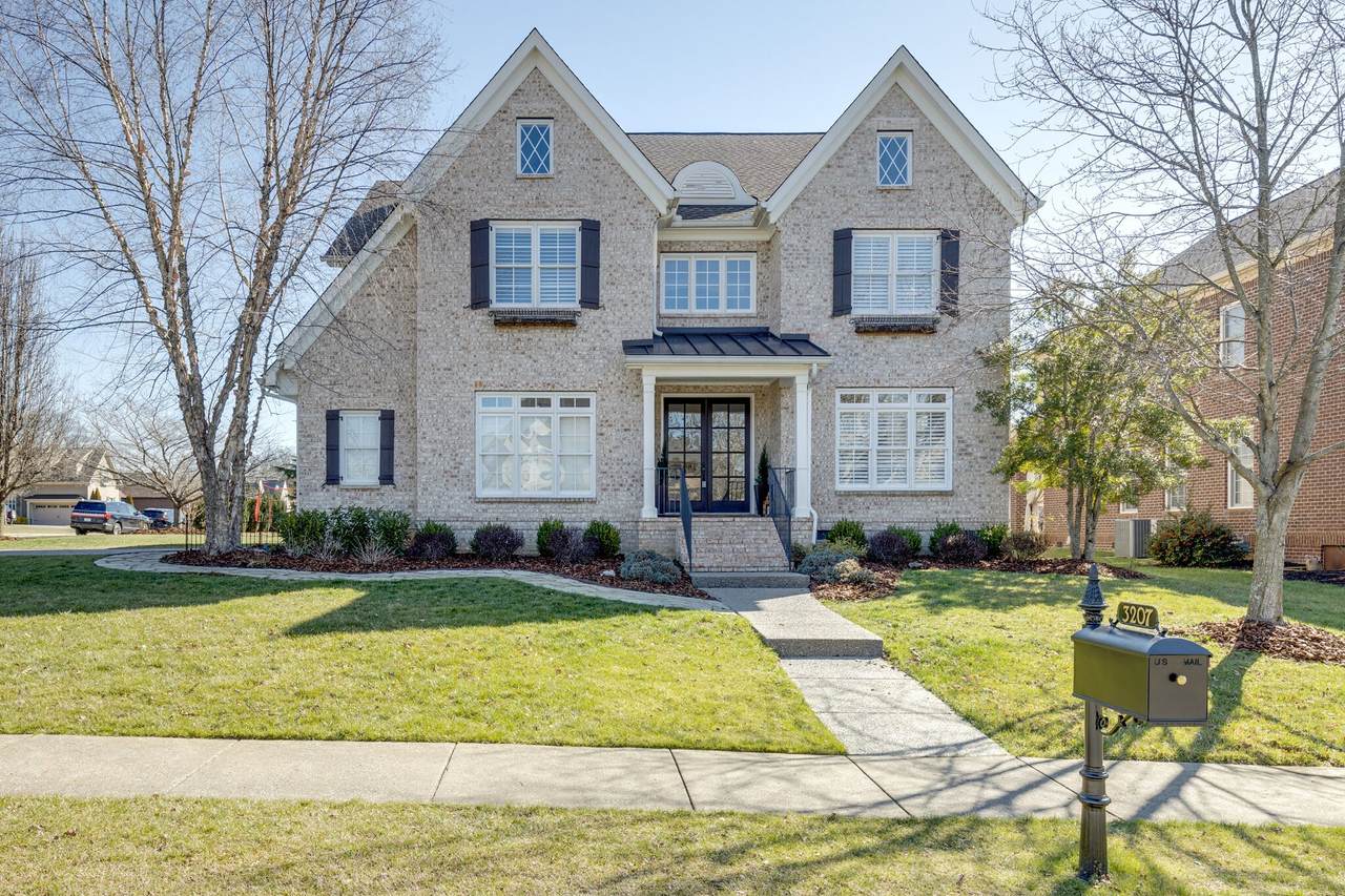 3207 Appian Way - Photo 1