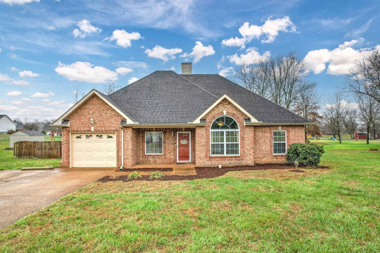 111 Megann Dr - Photo 1