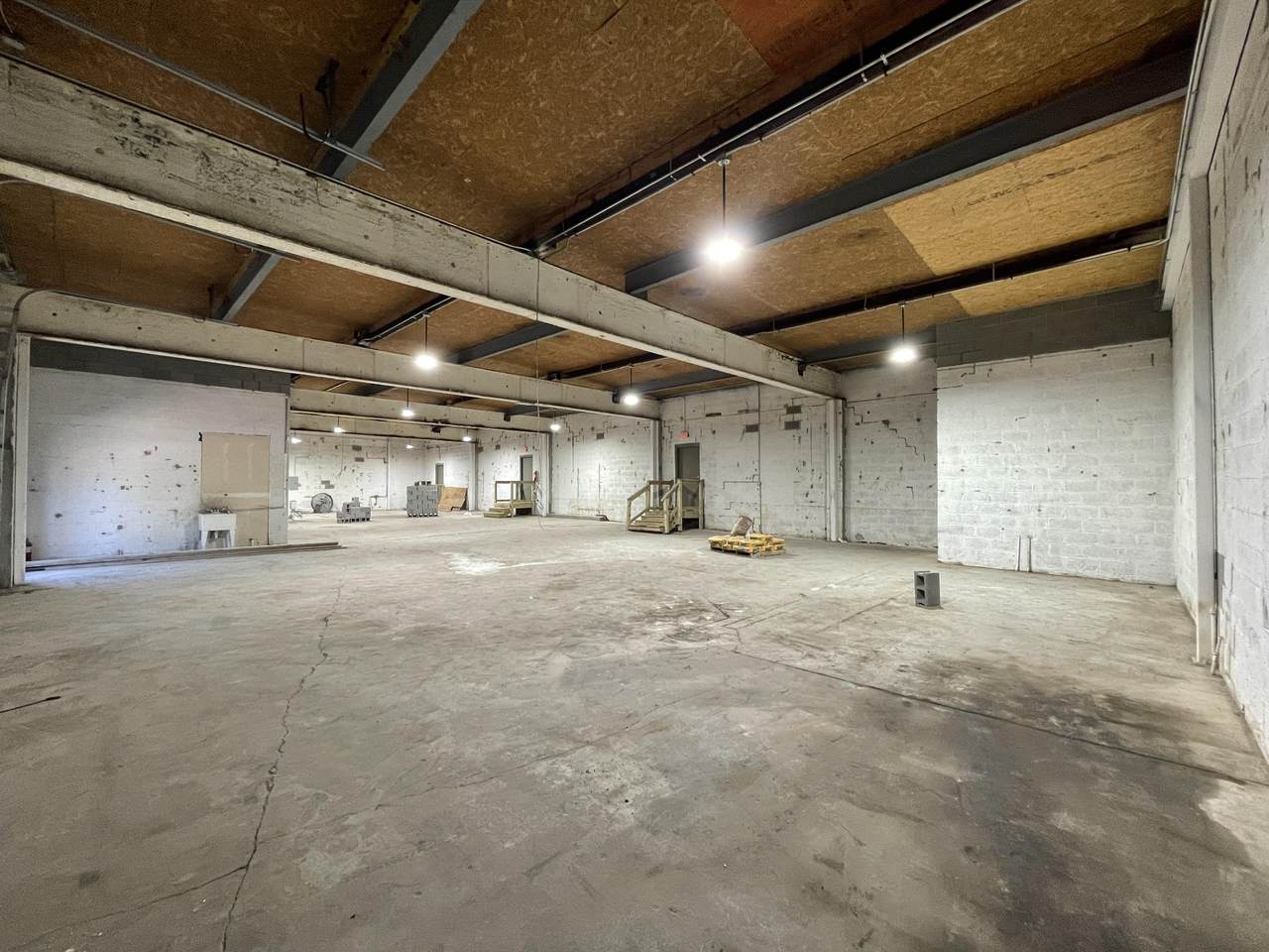 200 Providence Blvd - Photo 1
