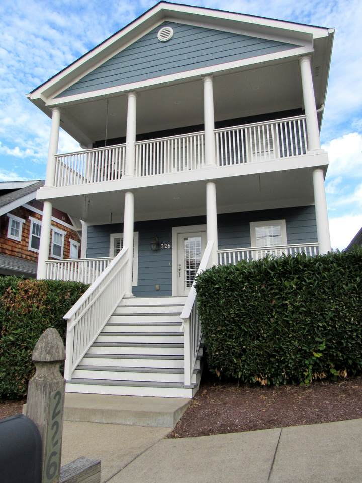 226 Orlando Ave - Photo 1