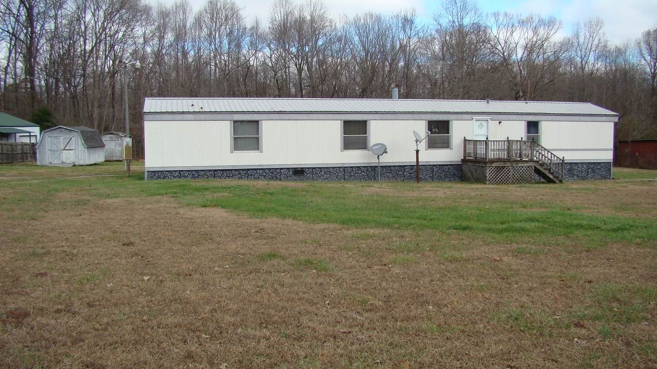 912 Chapel Rd - Photo 1