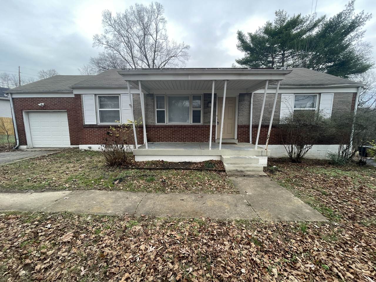 3324 Goodland Rd - Photo 1