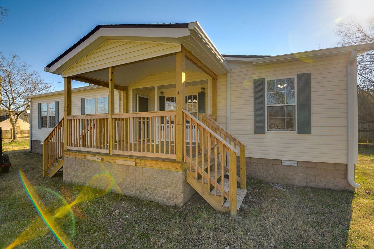 448 Adams Ave - Photo 1