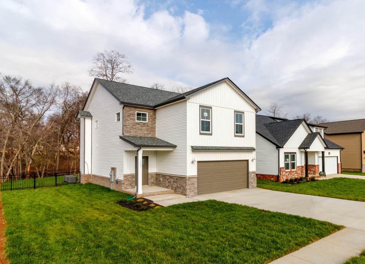 1437 Citadel Dr - Photo 1