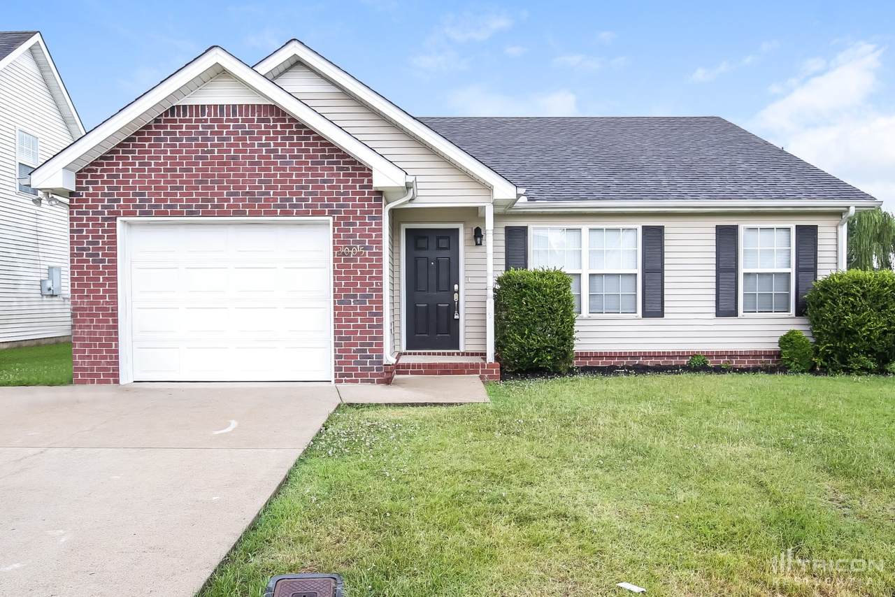 3005 Weybridge Dr - Photo 1