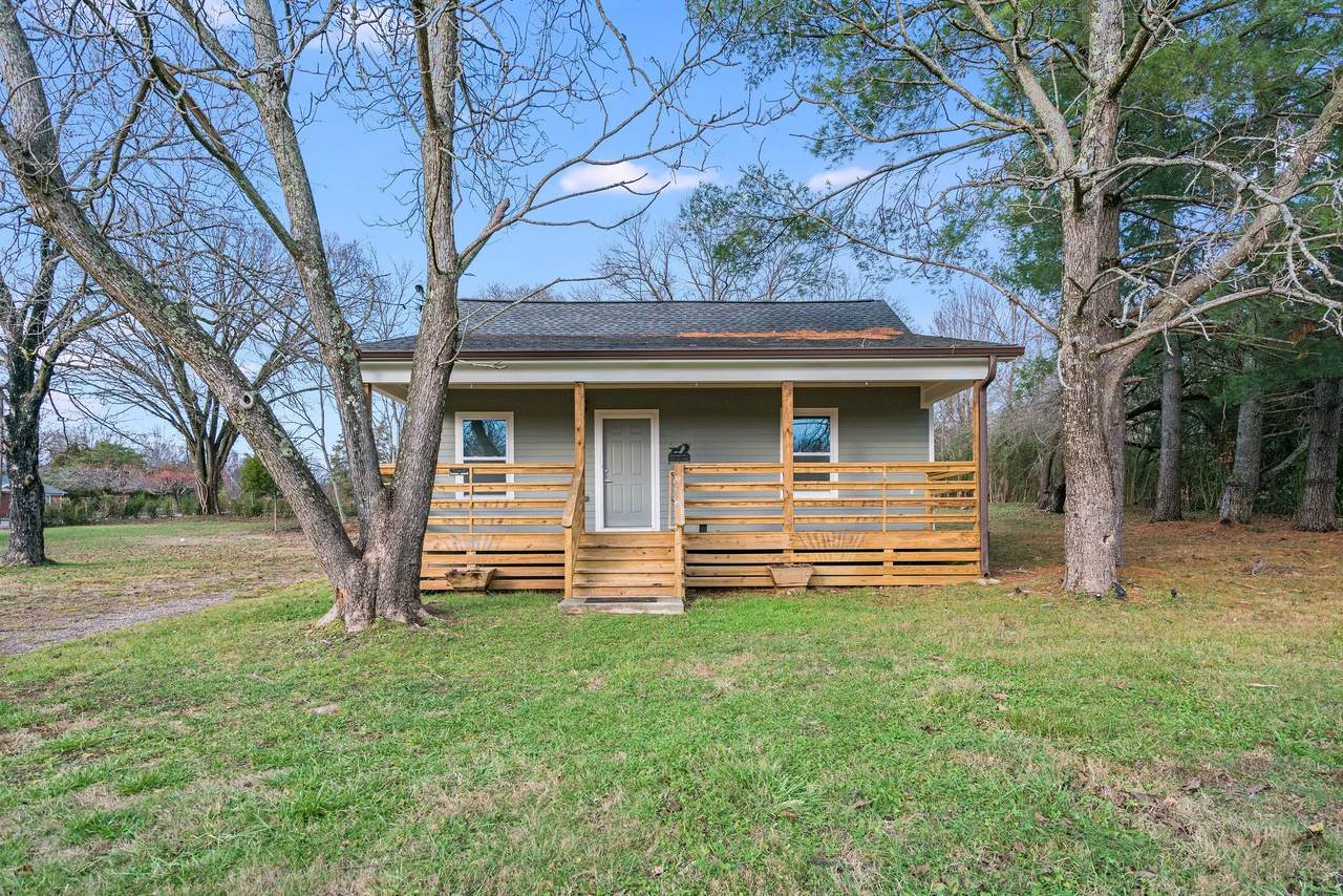 4003 Woodbury Pike - Photo 1