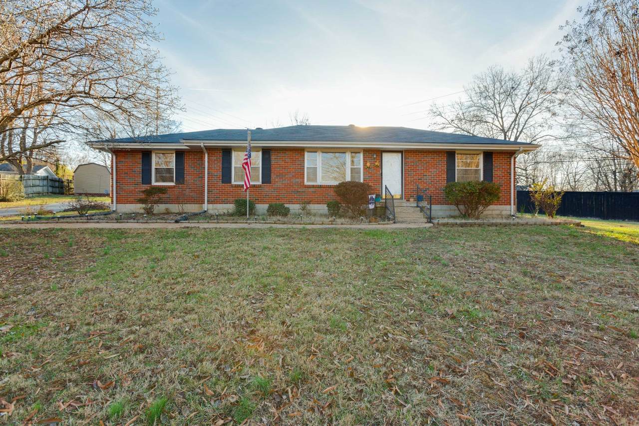 2502 Meadow Ct - Photo 1