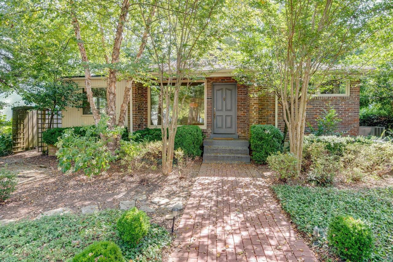 105 Lasalle Ct - Photo 1