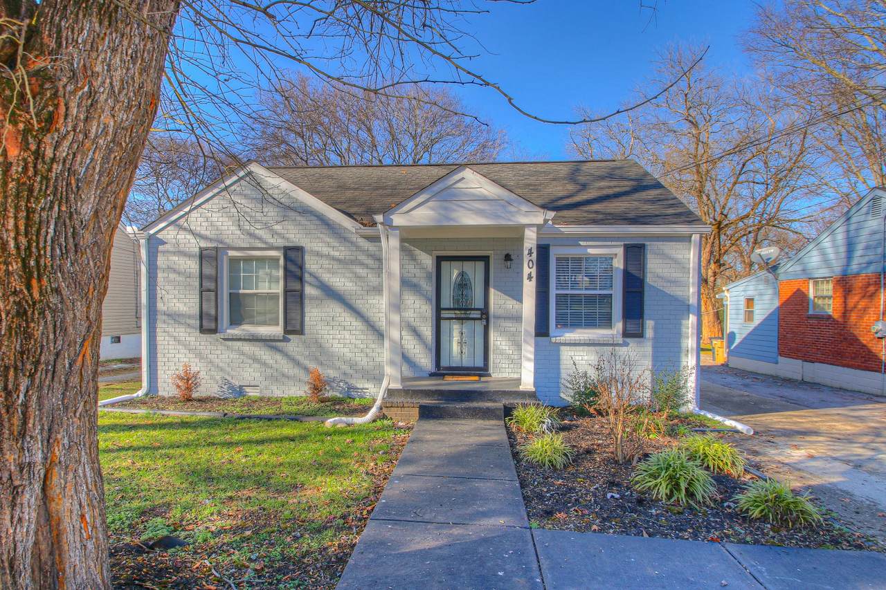 404 Lanier Dr - Photo 1