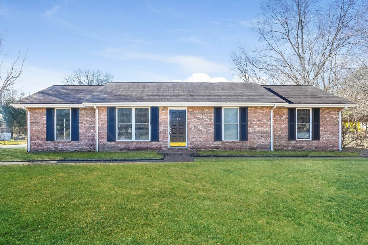 108 Edgewood Dr - Photo 1