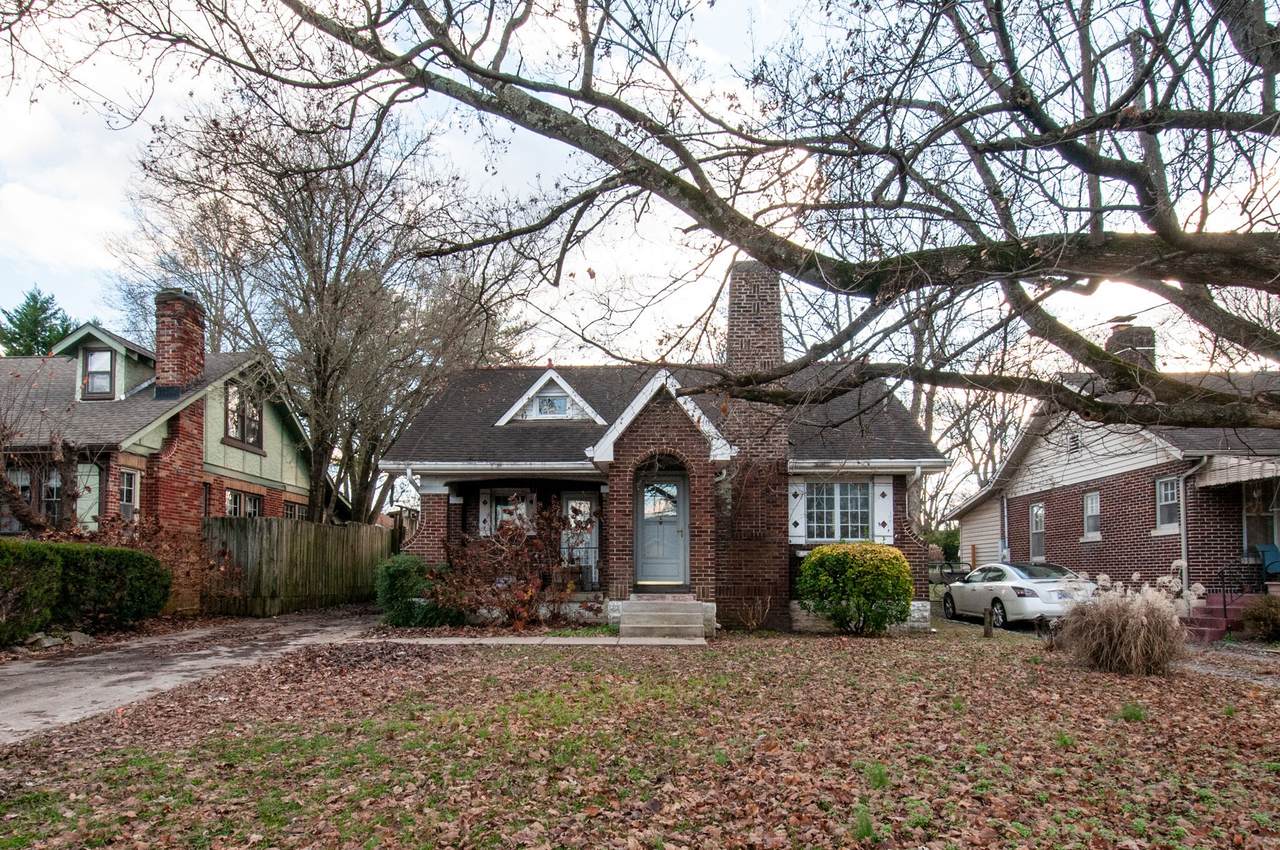 1316 Stratford Ave - Photo 1