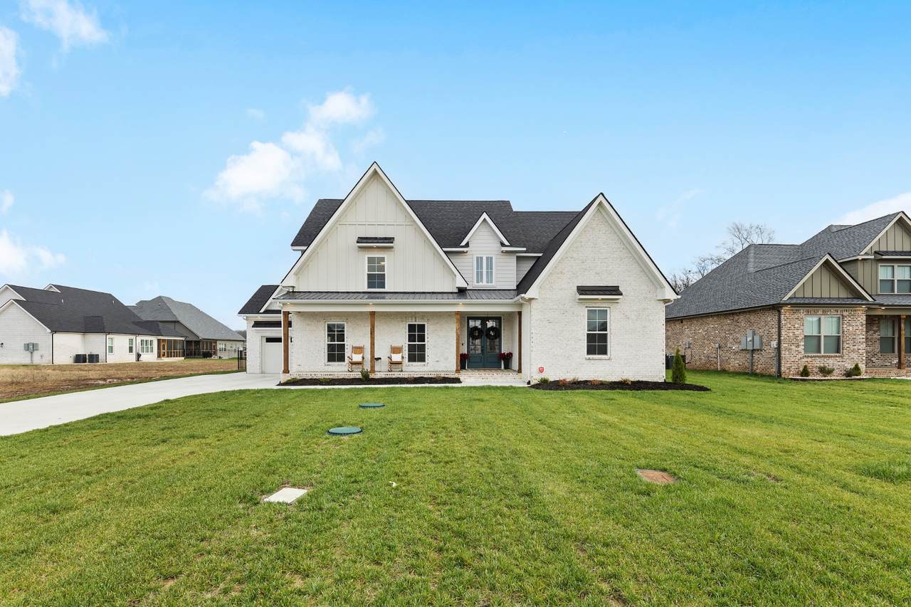 2707 Congress Dr - Photo 1