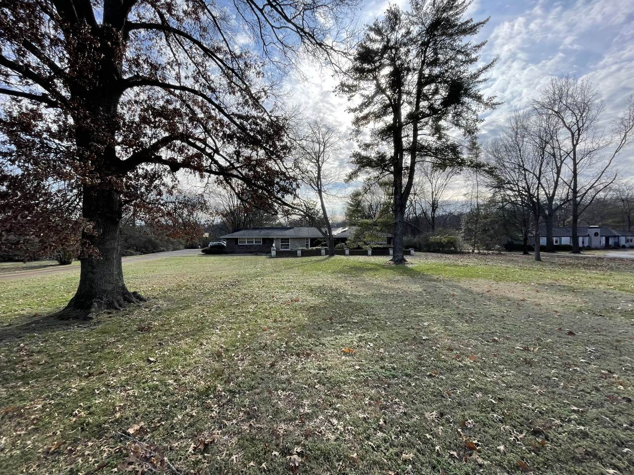 6135 Jocelyn Hollow Rd - Photo 1