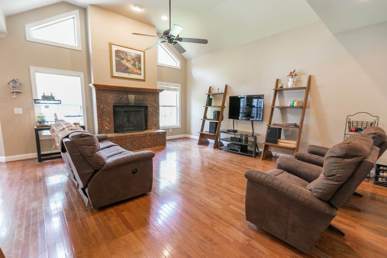 139 Empson Dr - Photo 1
