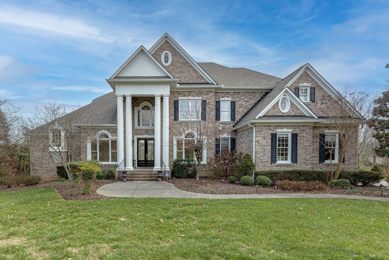 1718 Richbourg Park Dr - Photo 1