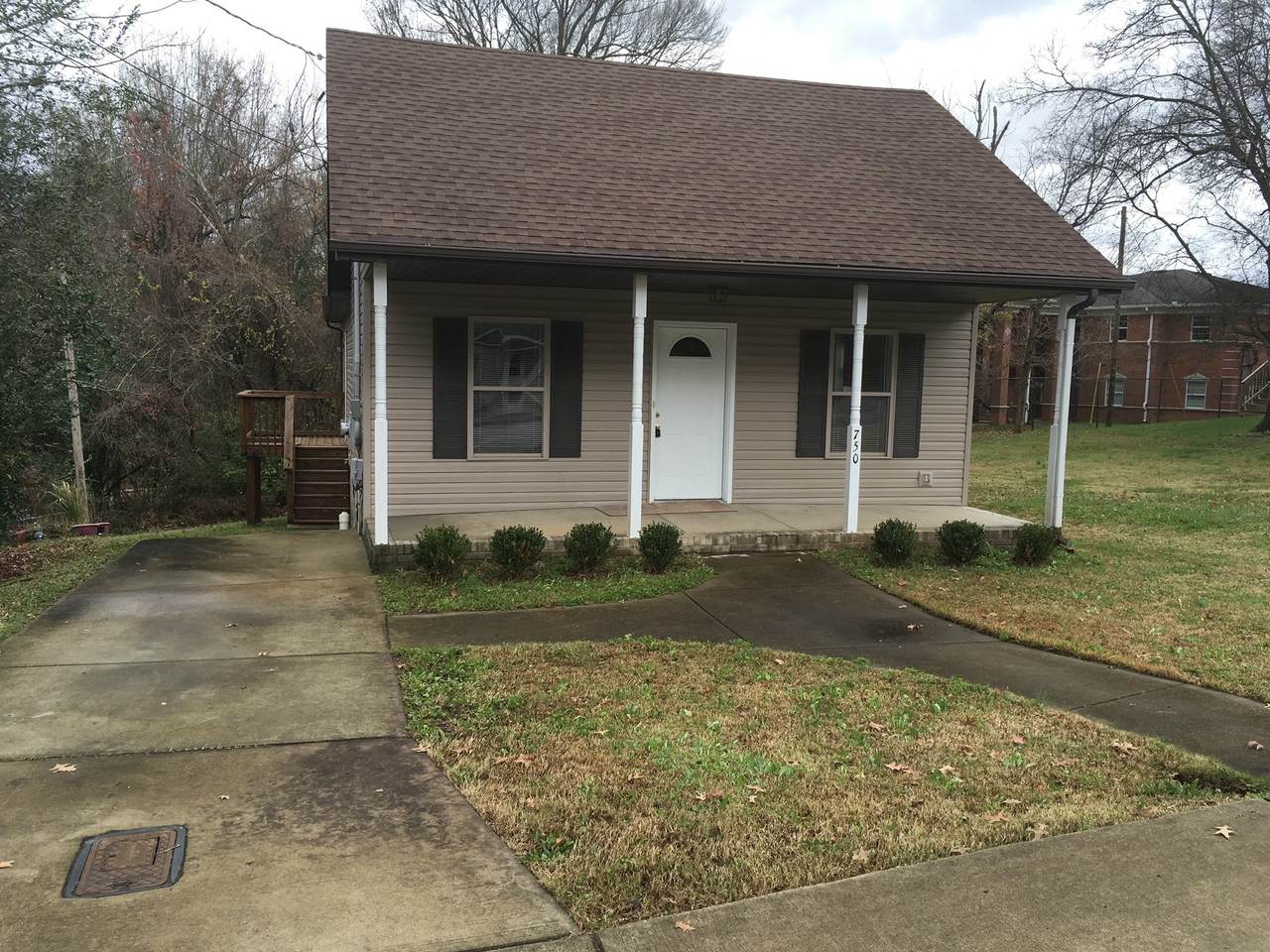 750 Robb Ave - Photo 1