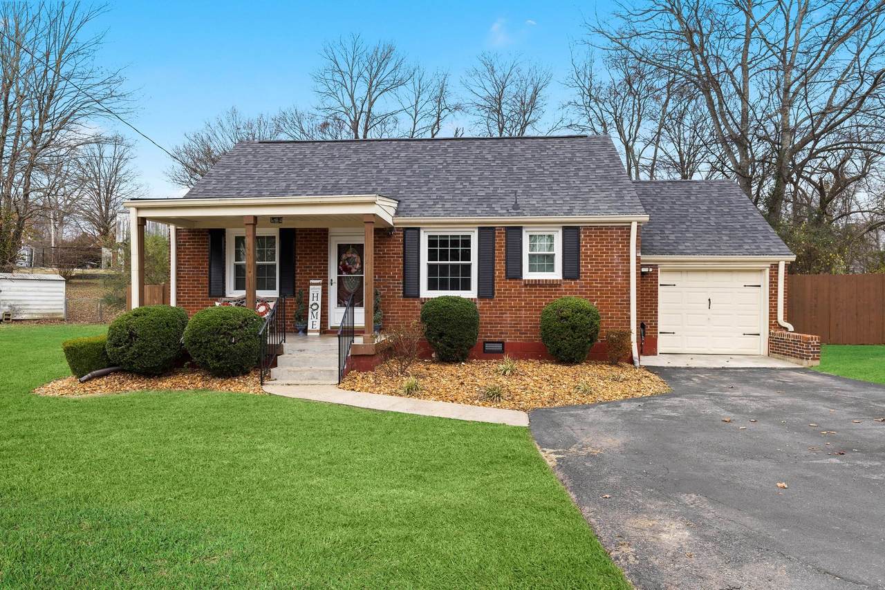 918 Cayce Dr - Photo 1