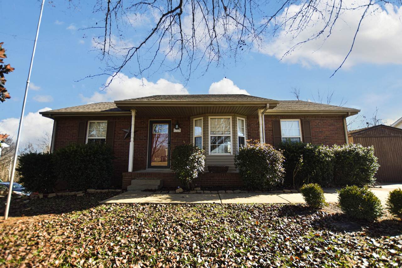 1319 Burchett Dr - Photo 1