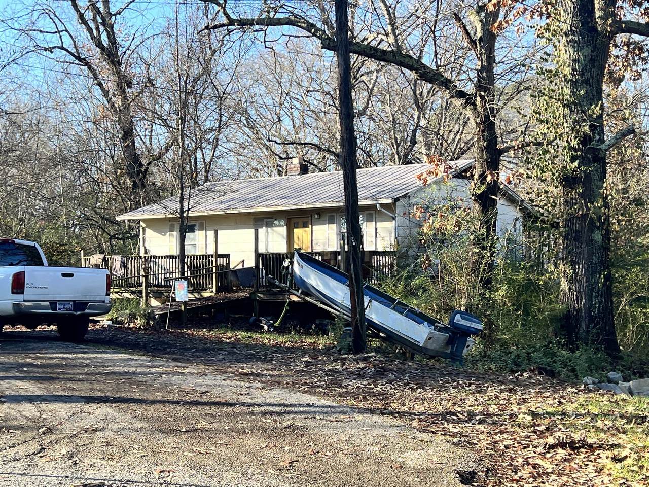426 Cedar St - Photo 1