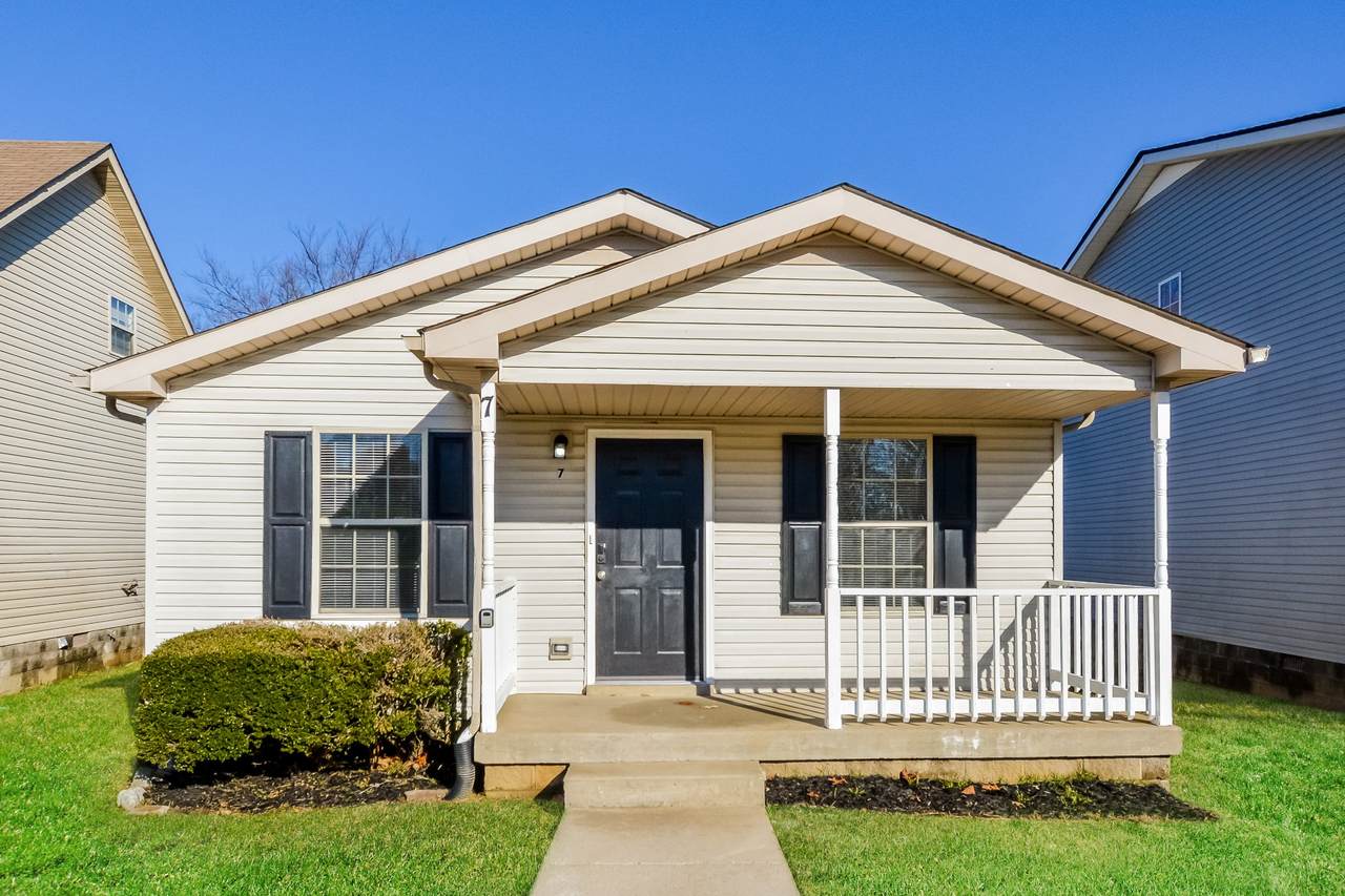 2607 Landrum Court - Photo 1