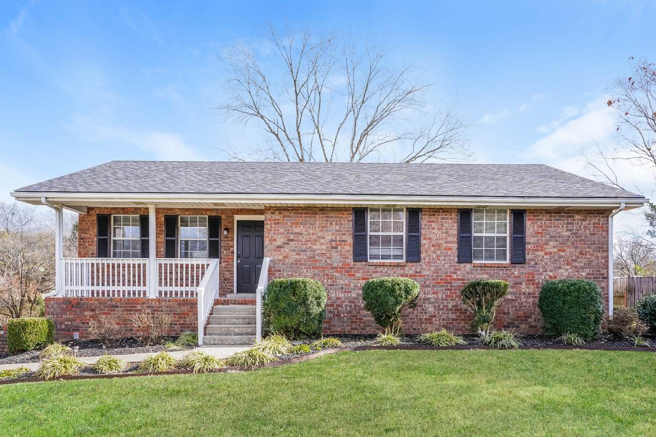1263 Woodvale Dr - Photo 1