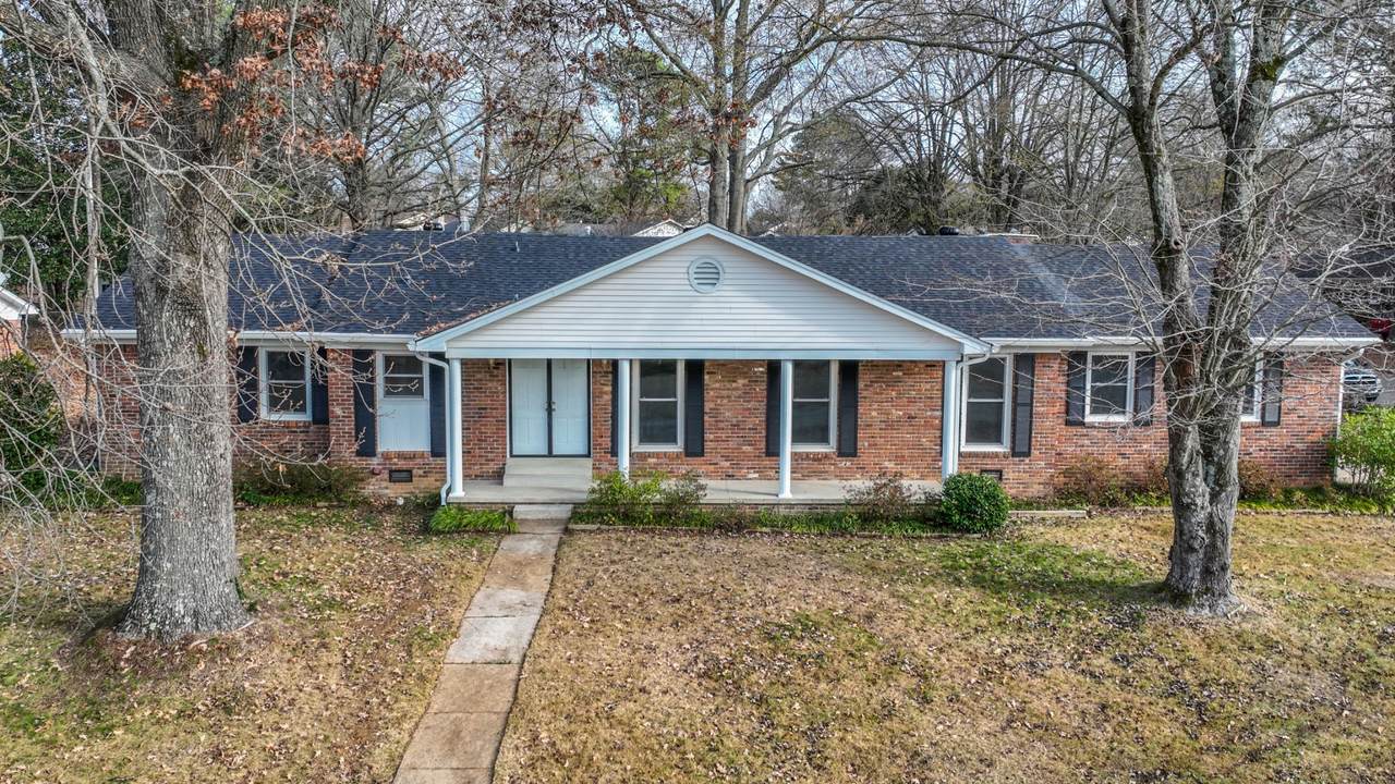 784 Russell Rd - Photo 1
