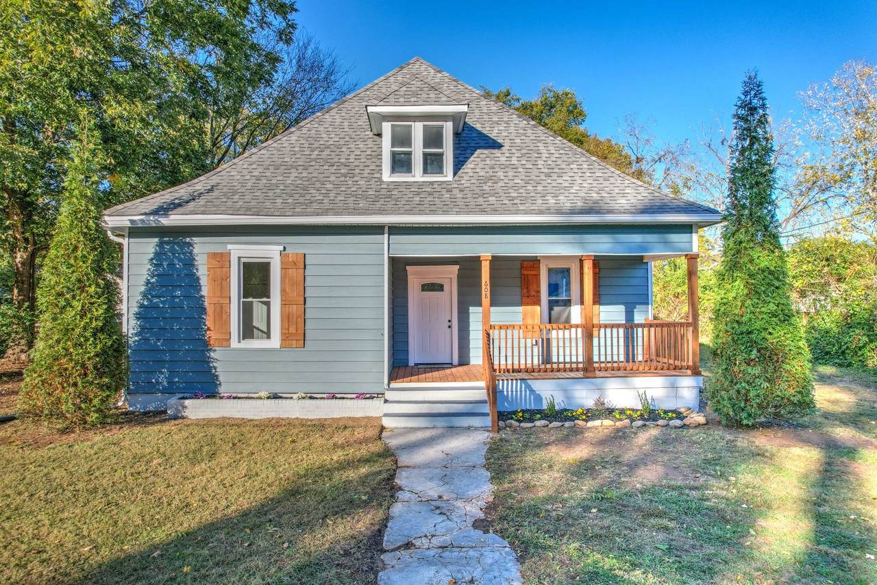 608 Florida Ave - Photo 1