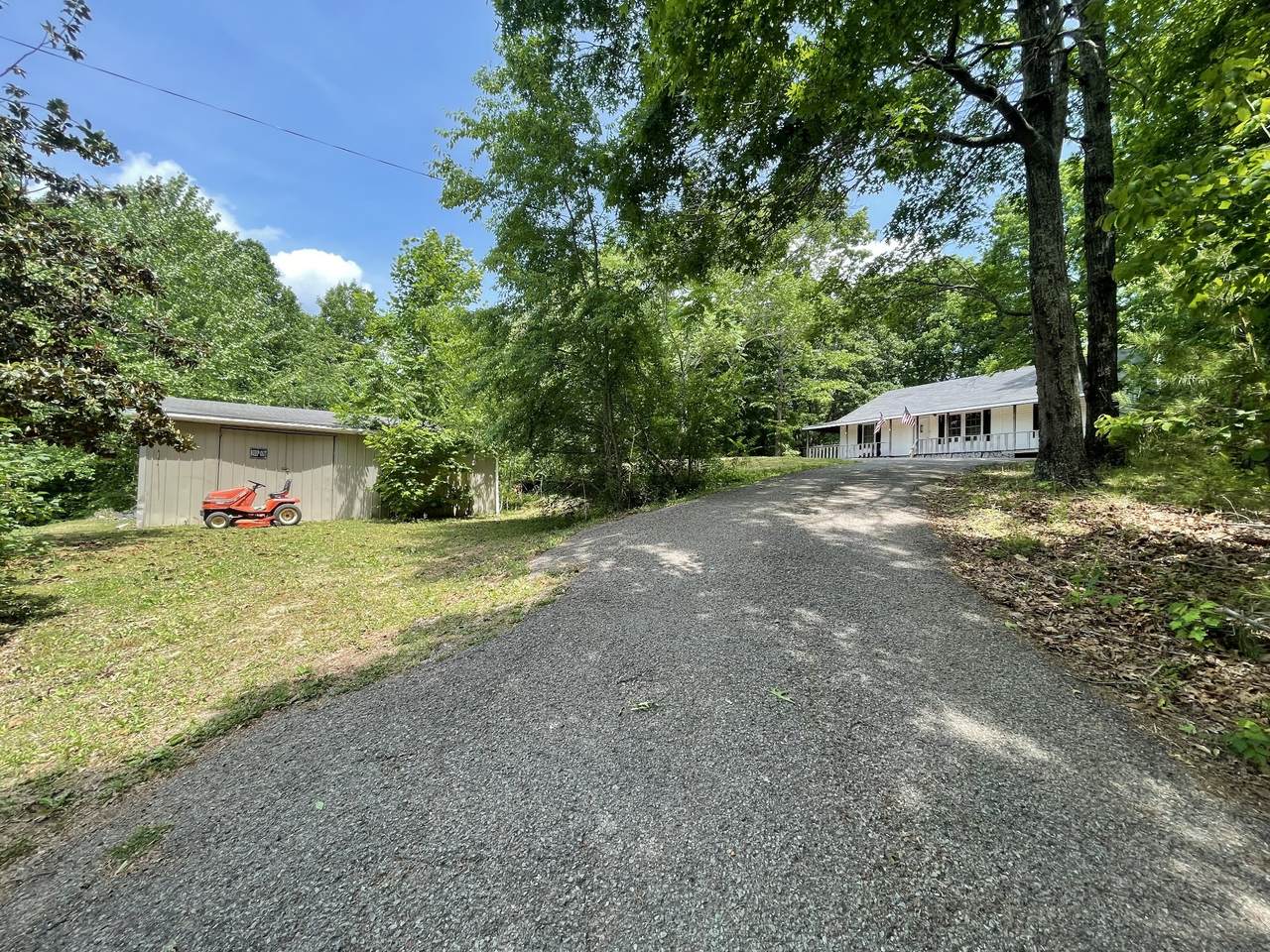 477 Waynesboro Hwy - Photo 1