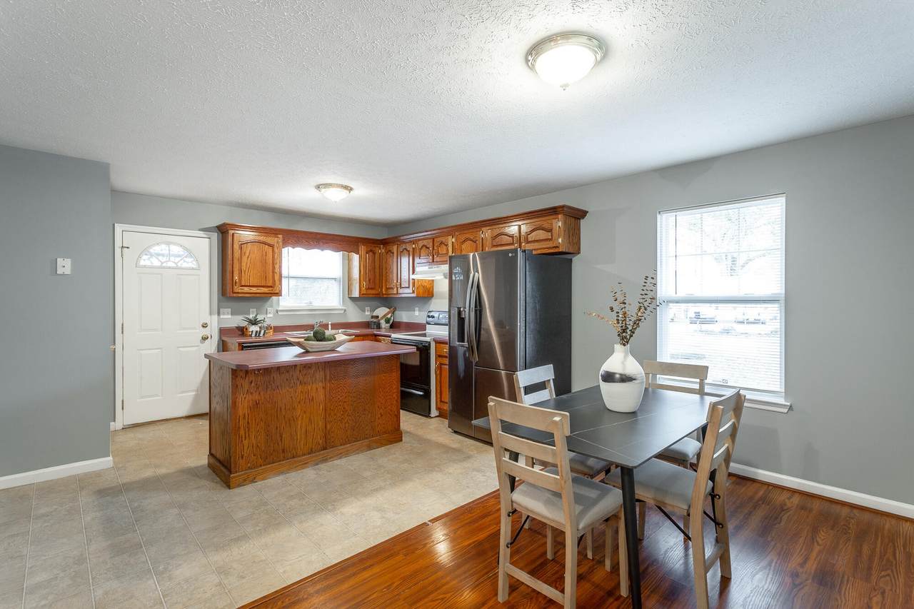 5520 Saint Elmo Ave - Photo 1
