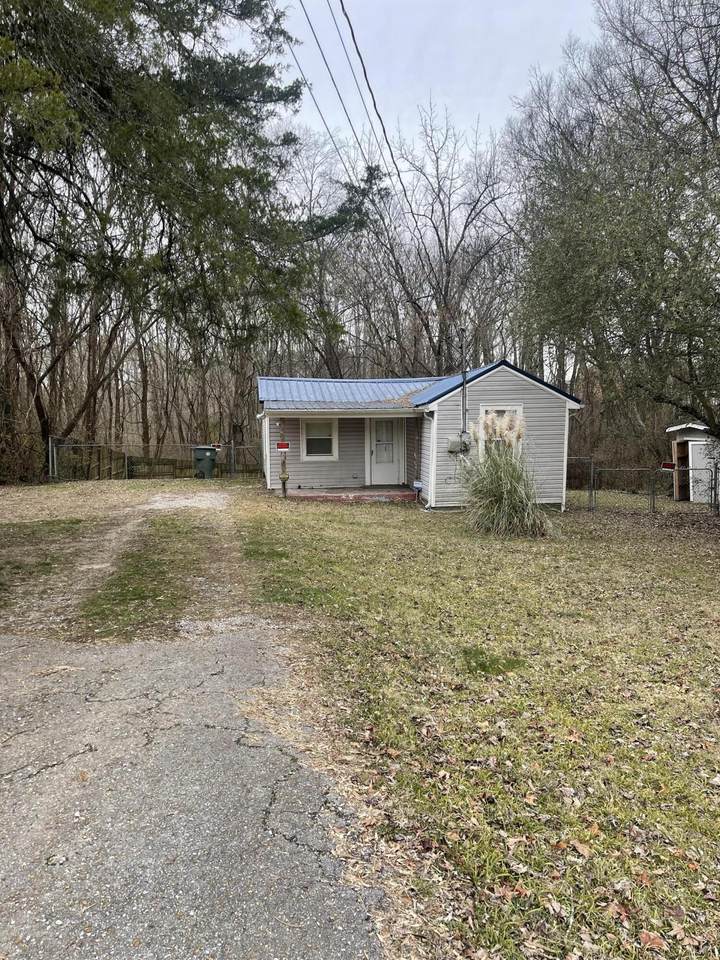 2211 West Shepherd Road Rd - Photo 1
