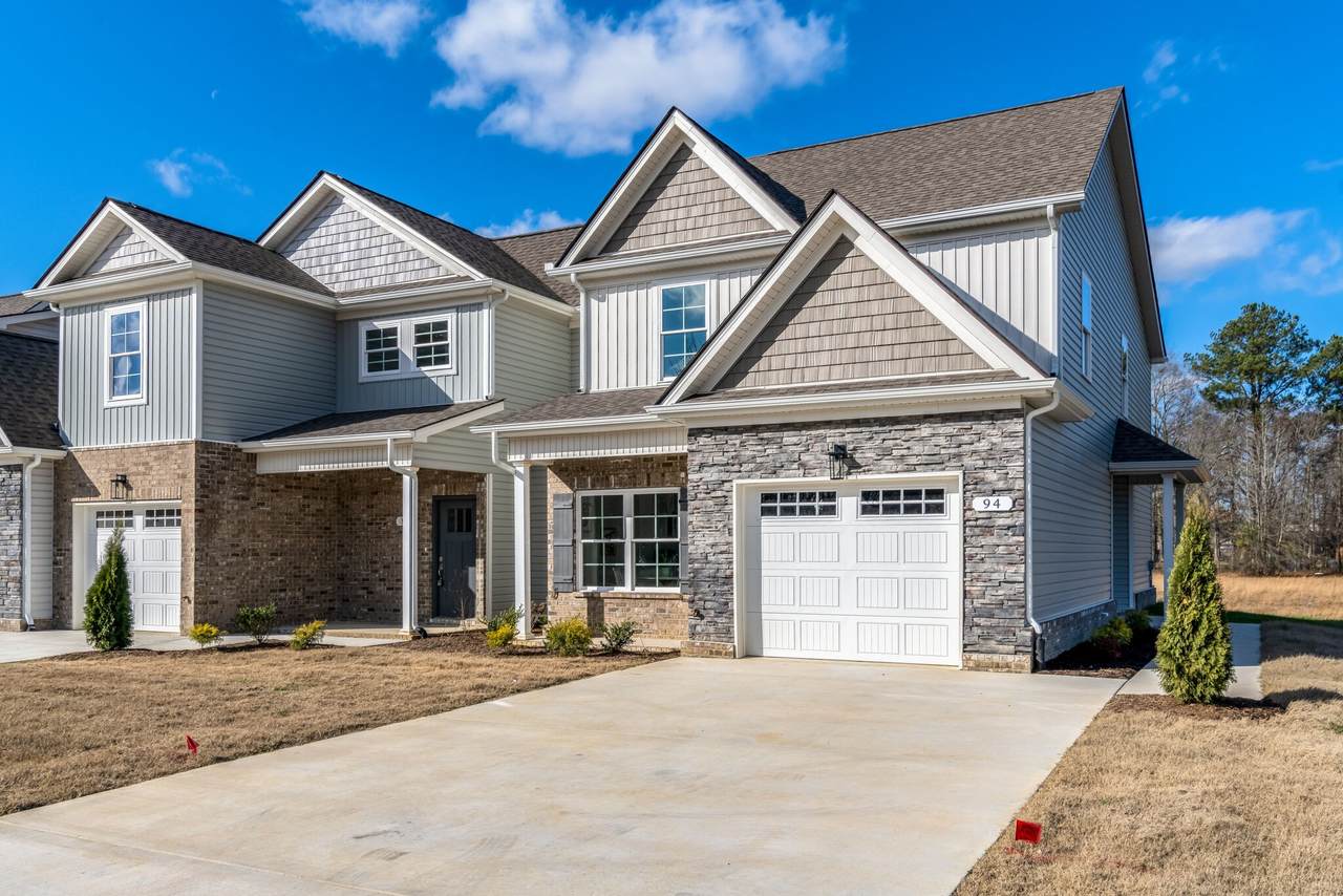 140 Creek Wood Drive - Photo 1