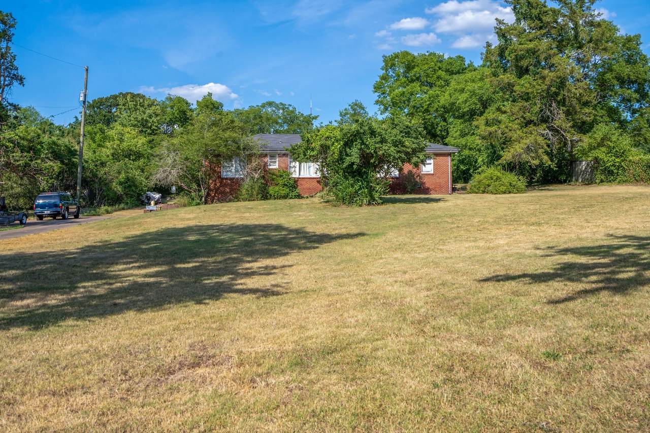 824 Templeton Dr - Photo 1