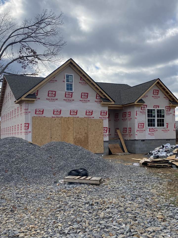 7602 Whispering Wind Ln - Photo 1