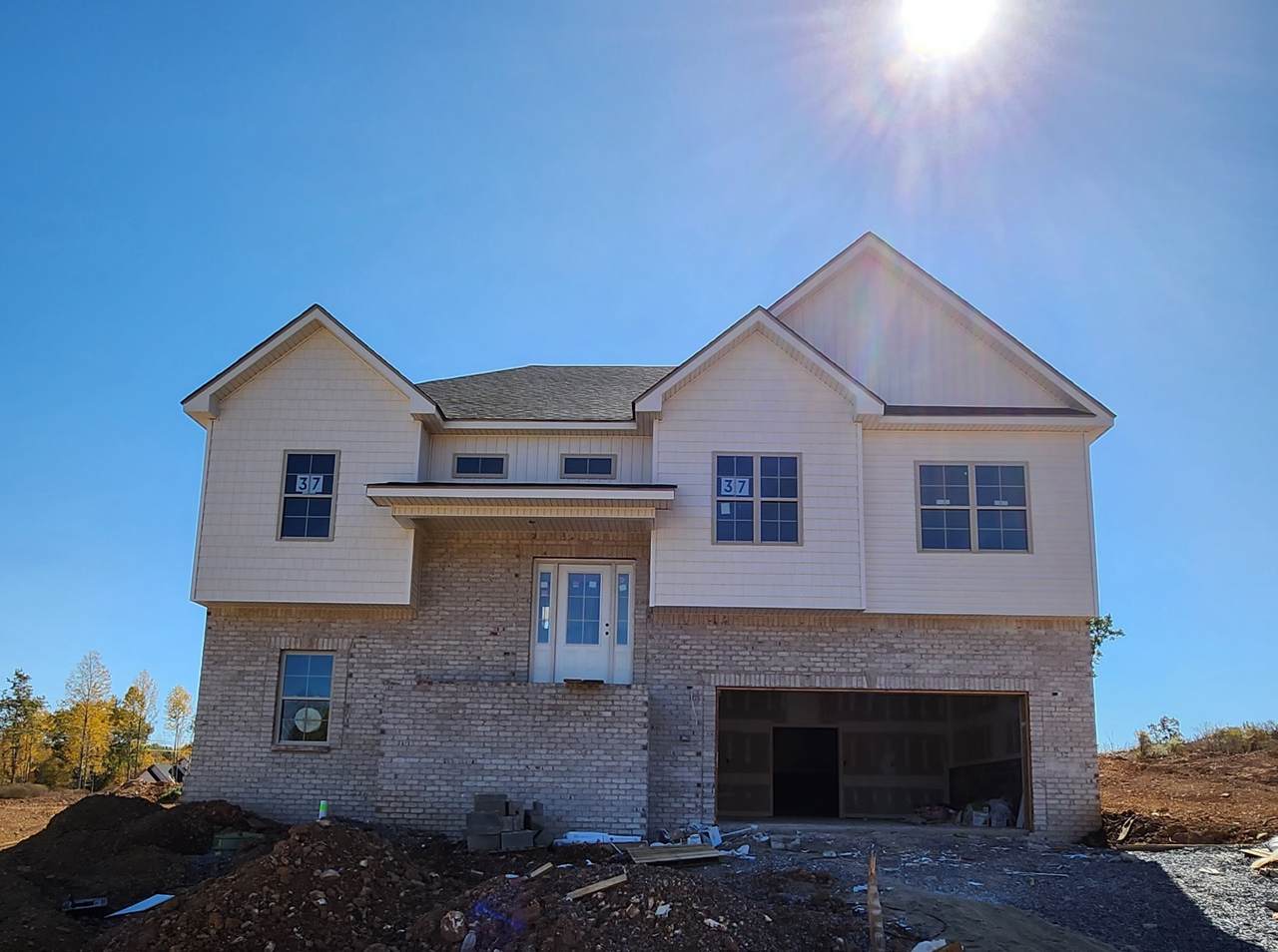 632 Creighton Cir - Photo 1