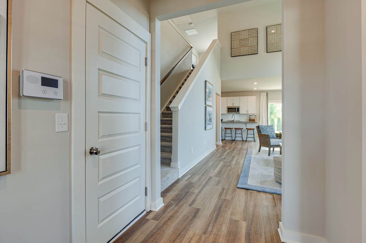527 Black Walnut Dr - Photo 1