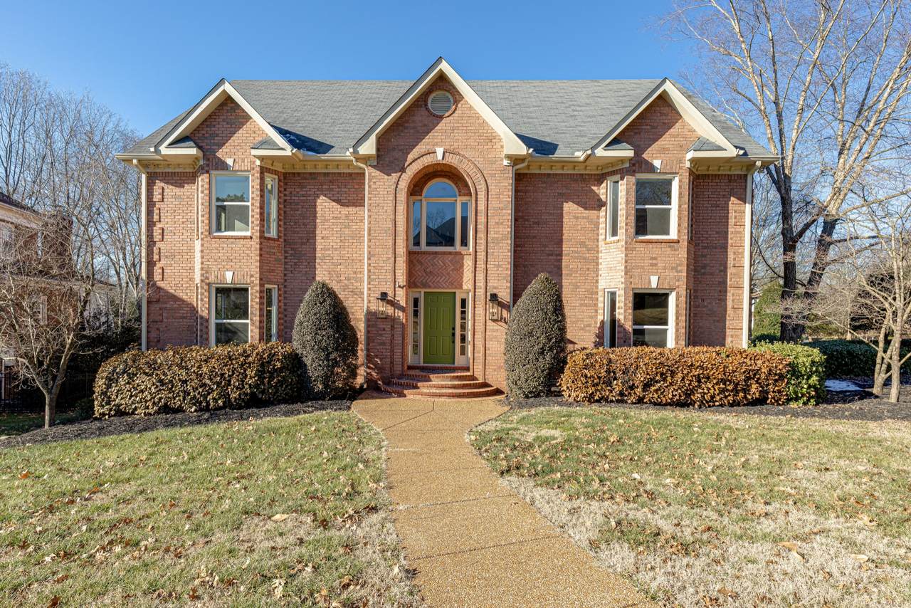 171 Sturbridge Dr - Photo 1
