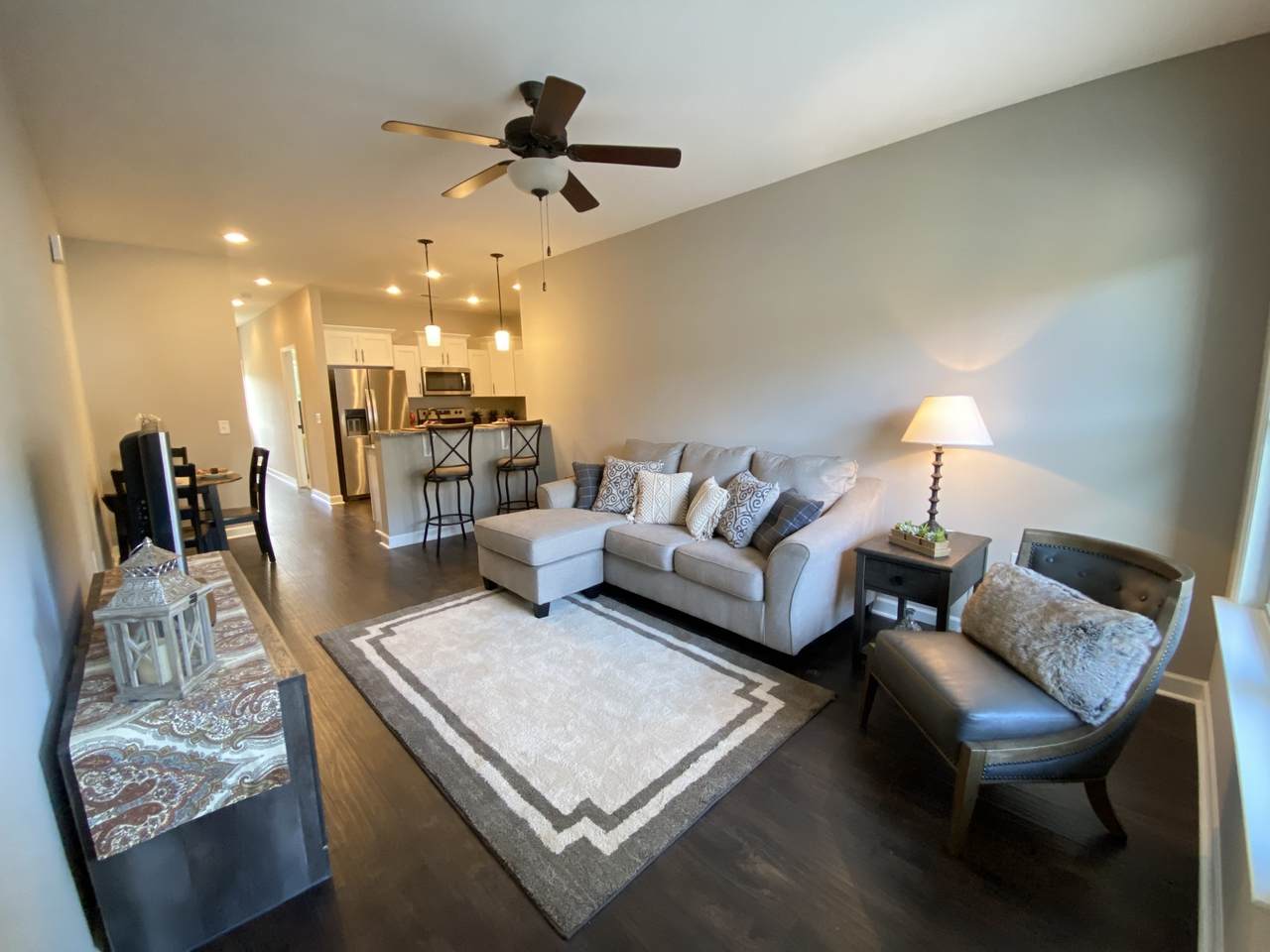 900 Villa Cir - Photo 1