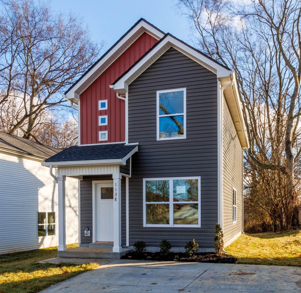 1138 E College Street - Photo 1