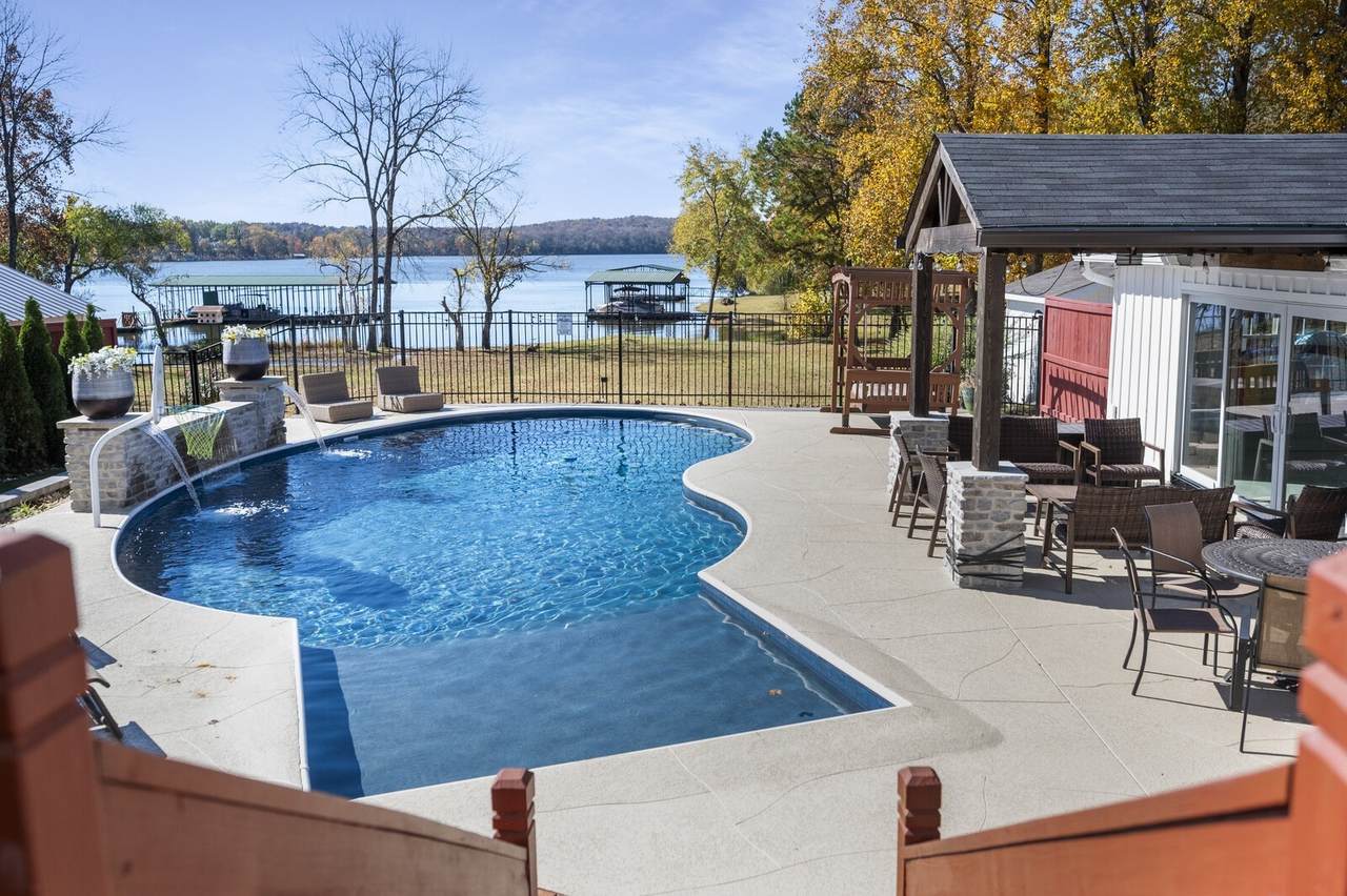 708 Northview Cir - Photo 1