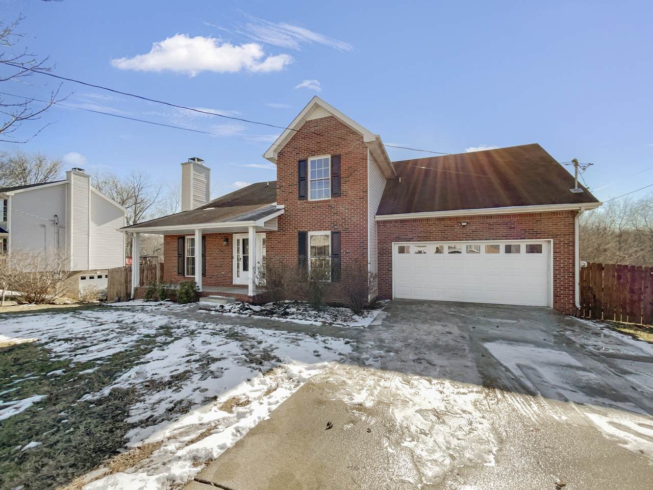 1449 Buchanon Dr - Photo 1