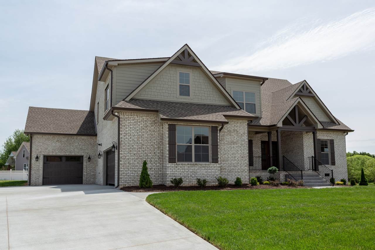 609 Glen Arbor Court - Photo 1