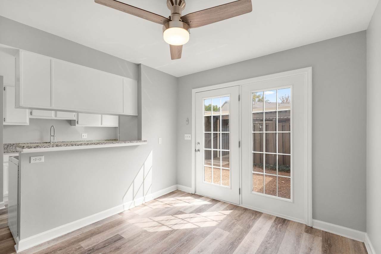8207 Sawyer Brown Rd - Photo 1