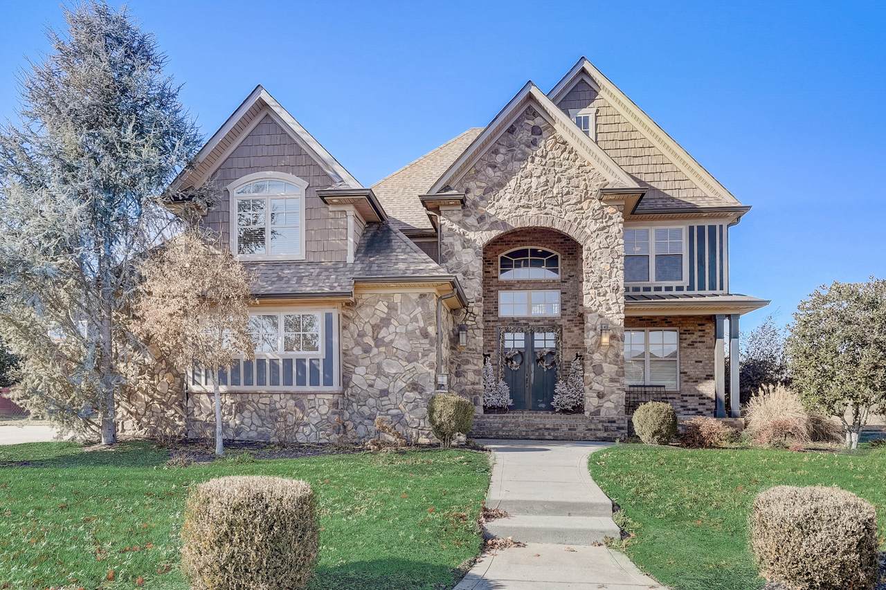 2596 Stone Manor Way - Photo 1