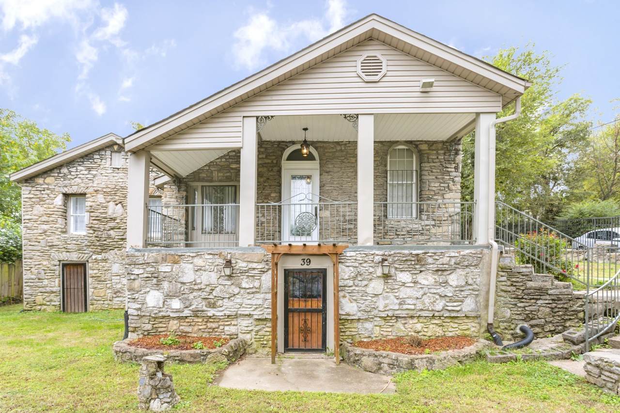39 N Hill St - Photo 1