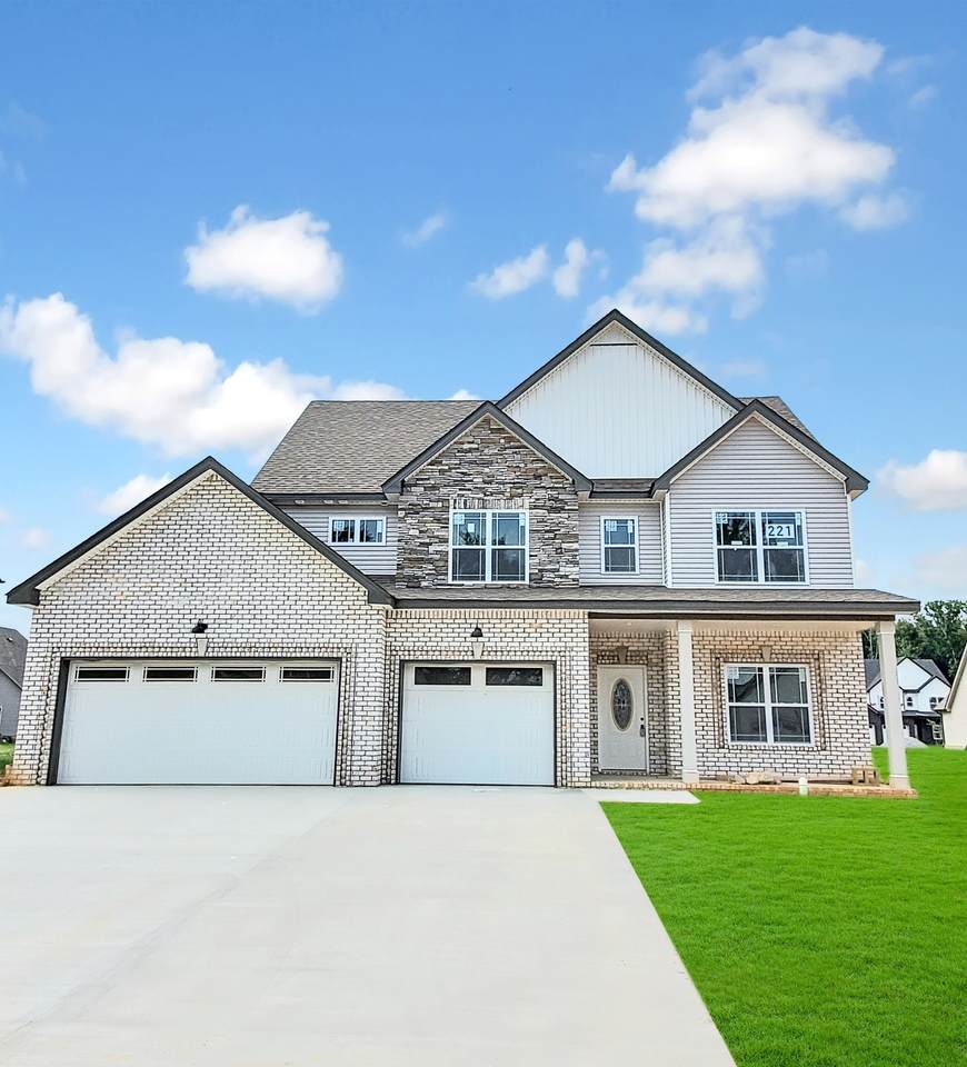 1131 Chagford - Photo 1