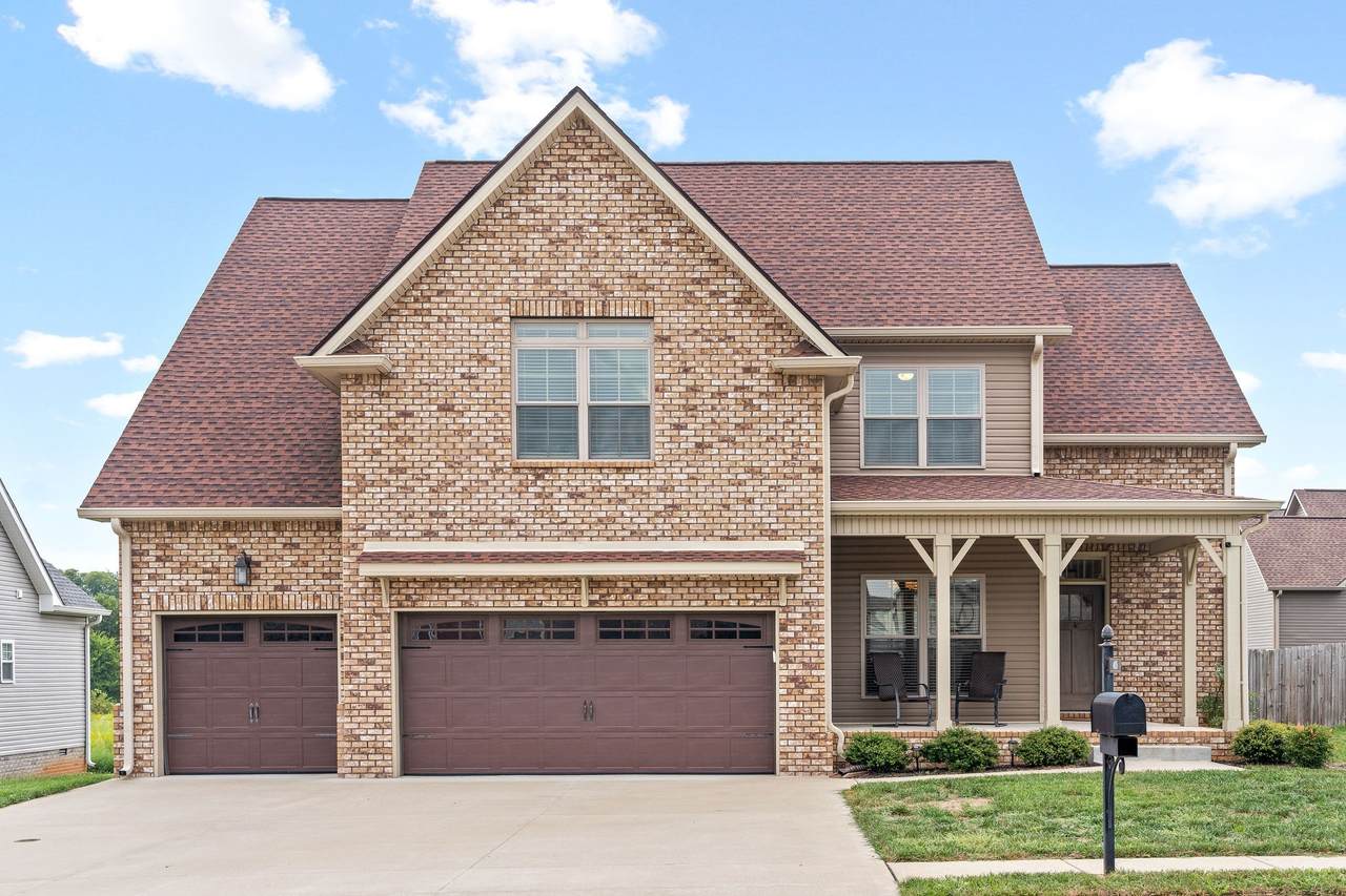 405 Veronica Ct - Photo 1