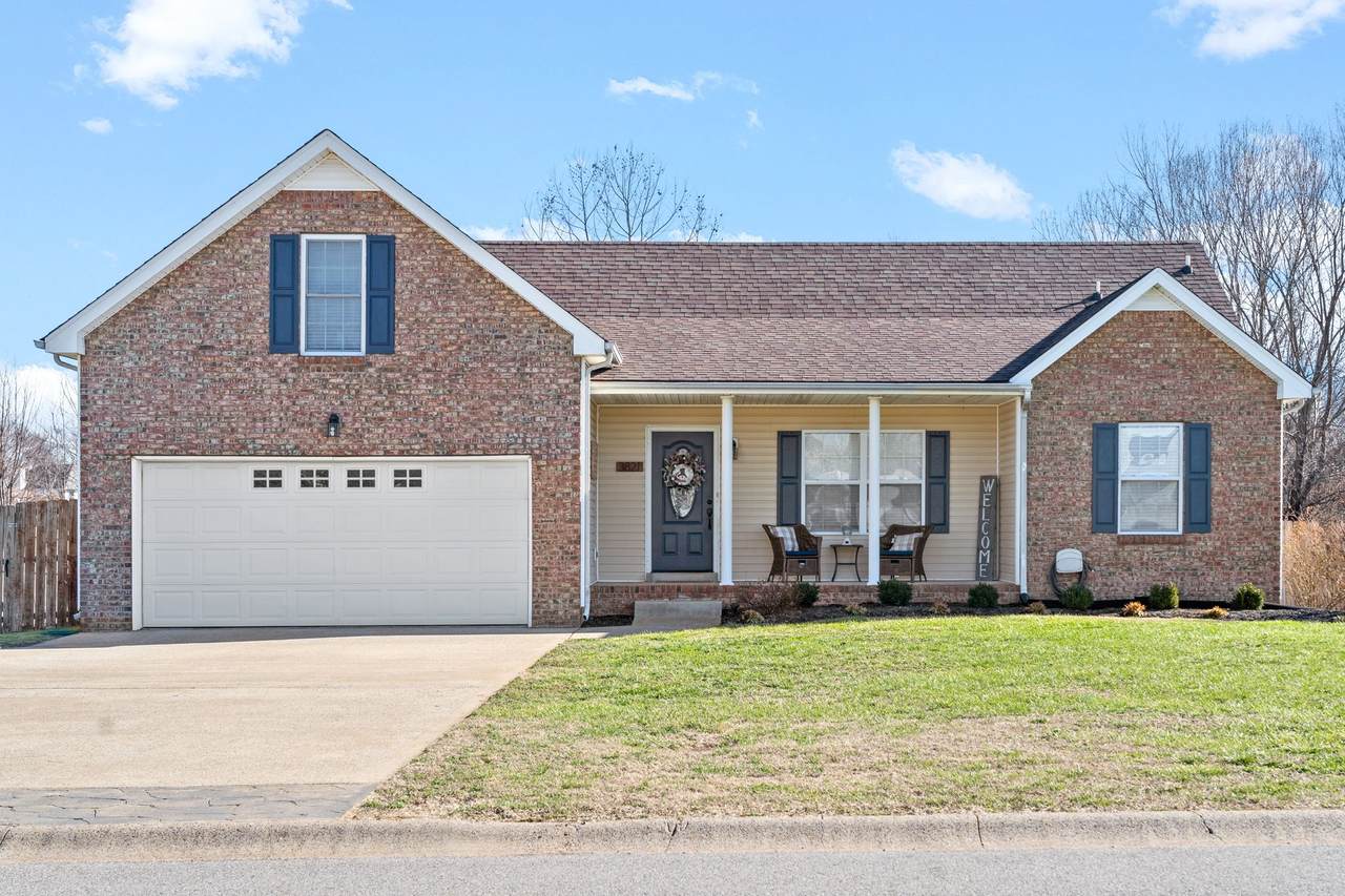 3821 Roscommon Way - Photo 1